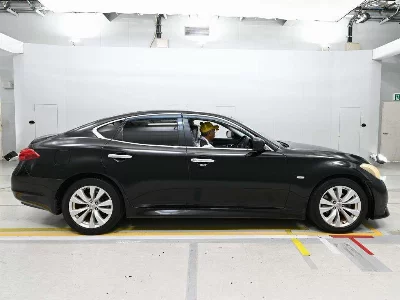 NISSAN FUGA