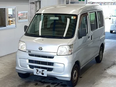 Toyota Pixis Van