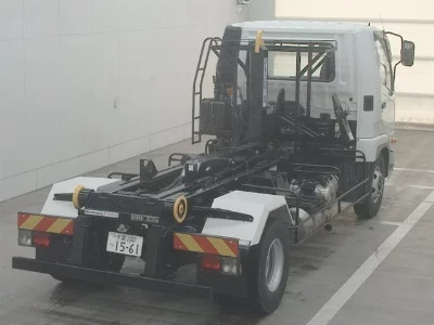 MITSUBISHI FUSO FIGHTER