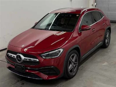 MERCEDES BENZ GLA