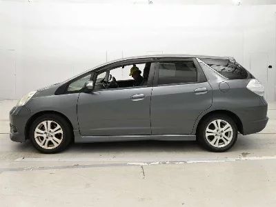 Honda FIT SHUTTLE HYBRID