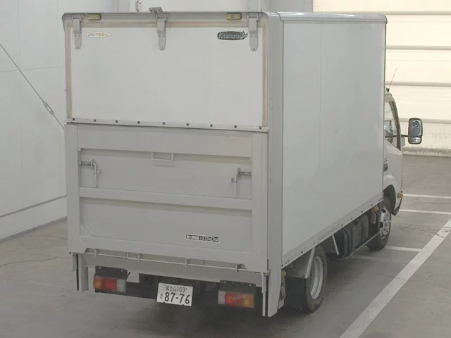 Toyota ToyoAce  с аукциона в Японии