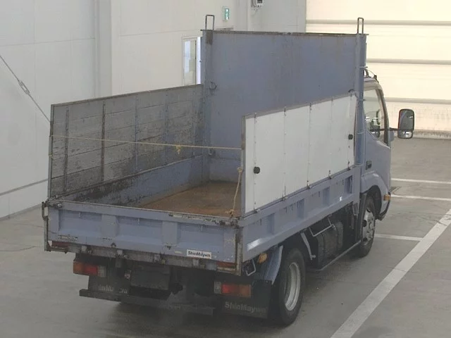 Hino Dutro  с аукциона в Японии