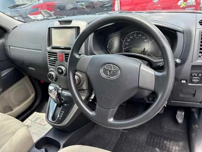 Toyota Rush