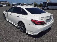 Цена авто Toyota CROWN HYBRID с аукционов Японии, номер кузова GWS224, пробег 60 000, оценка 20
