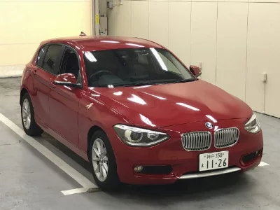 BMW 1 SERIES