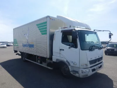 MITSUBISHI FUSO FIGHTER
