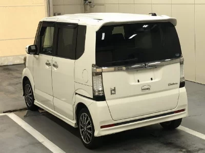 Honda N BOX CUSTOM