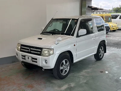 Mitsubishi Pajero Mini