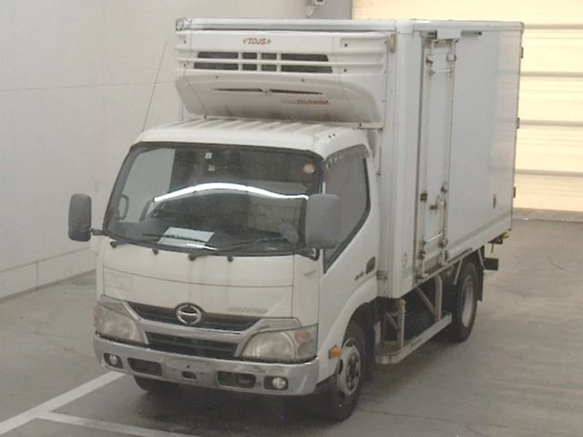 Hino Dutro  с аукциона в Японии