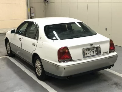 Toyota CROWN MAJESTA