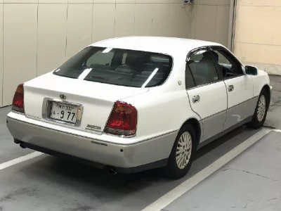 Toyota CROWN MAJESTA