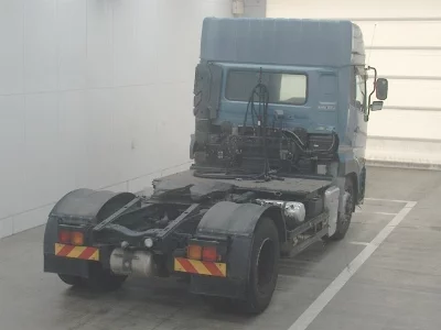 NISSAN UD