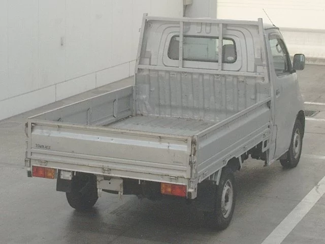 Toyota TownAce  с аукциона в Японии