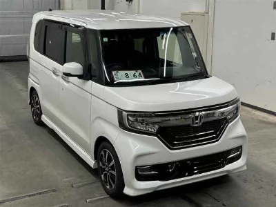 Honda N BOX CUSTOM