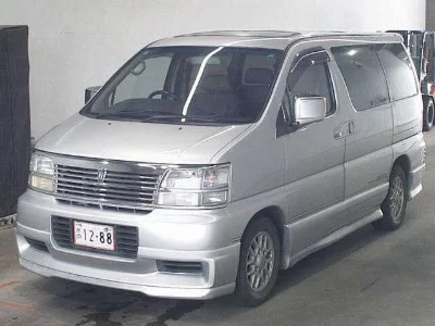 NISSAN ELGRAND