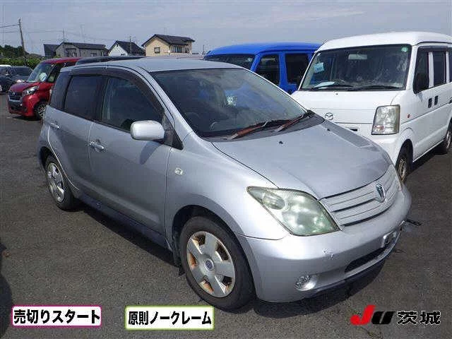 Toyota Ist  с аукциона в Японии