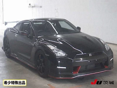 NISSAN GT-R