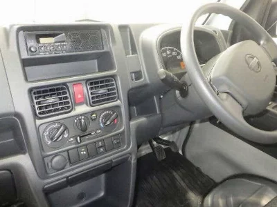NISSAN CLIPPER