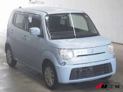 SUZUKI MRWAGON