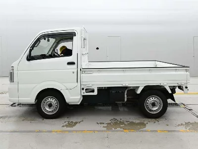 Mazda Scrum Truck