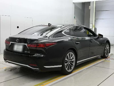 LEXUS LS