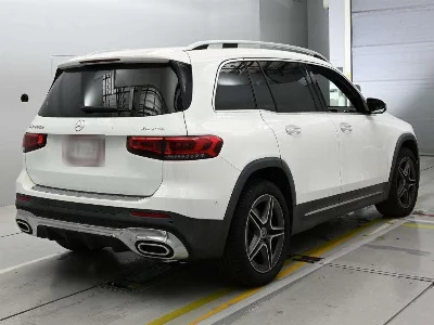 MERCEDES BENZ GLB