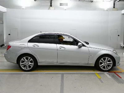 MERCEDES BENZ C CLASS