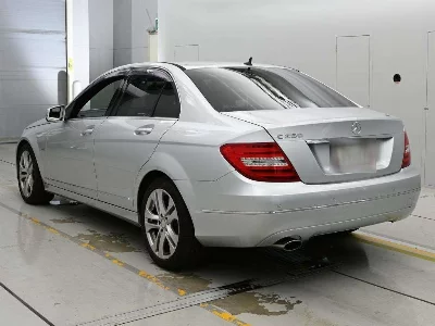 MERCEDES BENZ C CLASS