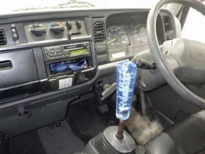 MITSUBISHI CANTER