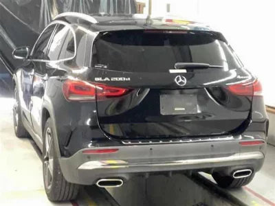 MERCEDES BENZ GLA