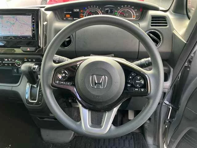 Honda N BOX CUSTOM  с аукциона в Японии