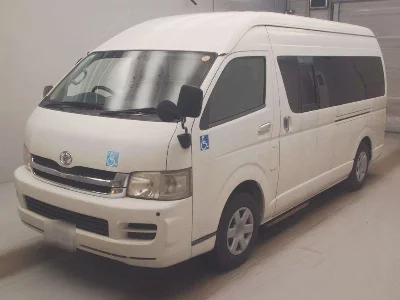 Toyota HiAce Commuter