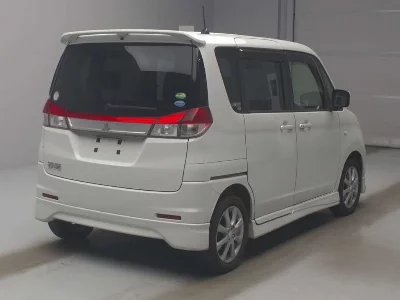 MITSUBISHI DELICA D:2