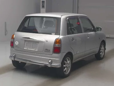 Daihatsu Mira Gino