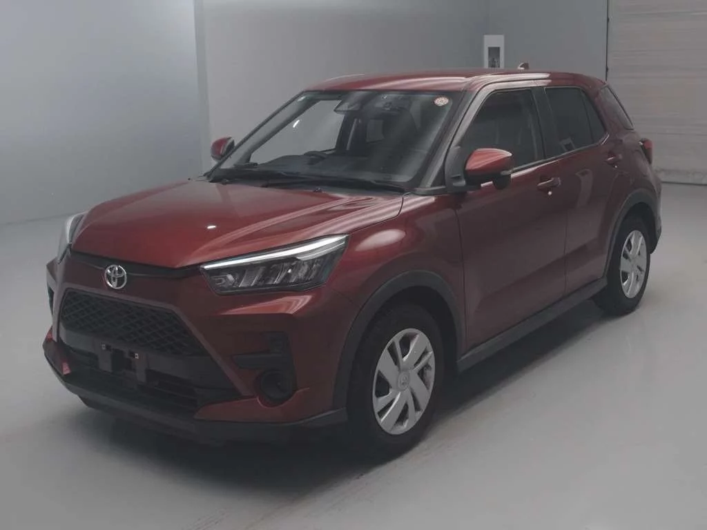 Toyota Raize  с аукциона в Японии