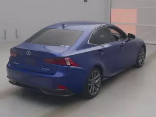 Lexus IS300h