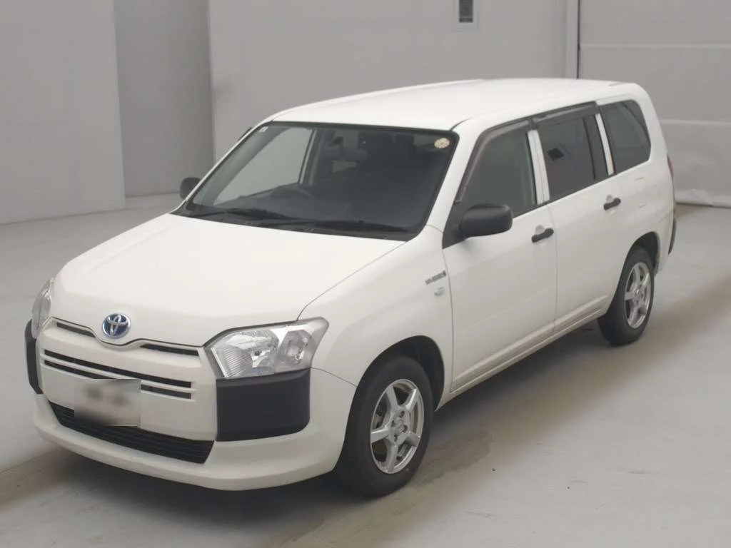 Toyota Succeed  с аукциона в Японии