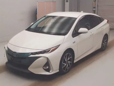 Toyota Prius PHV