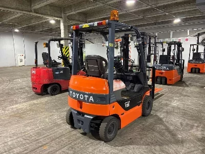 Toyota  FORKLIFT