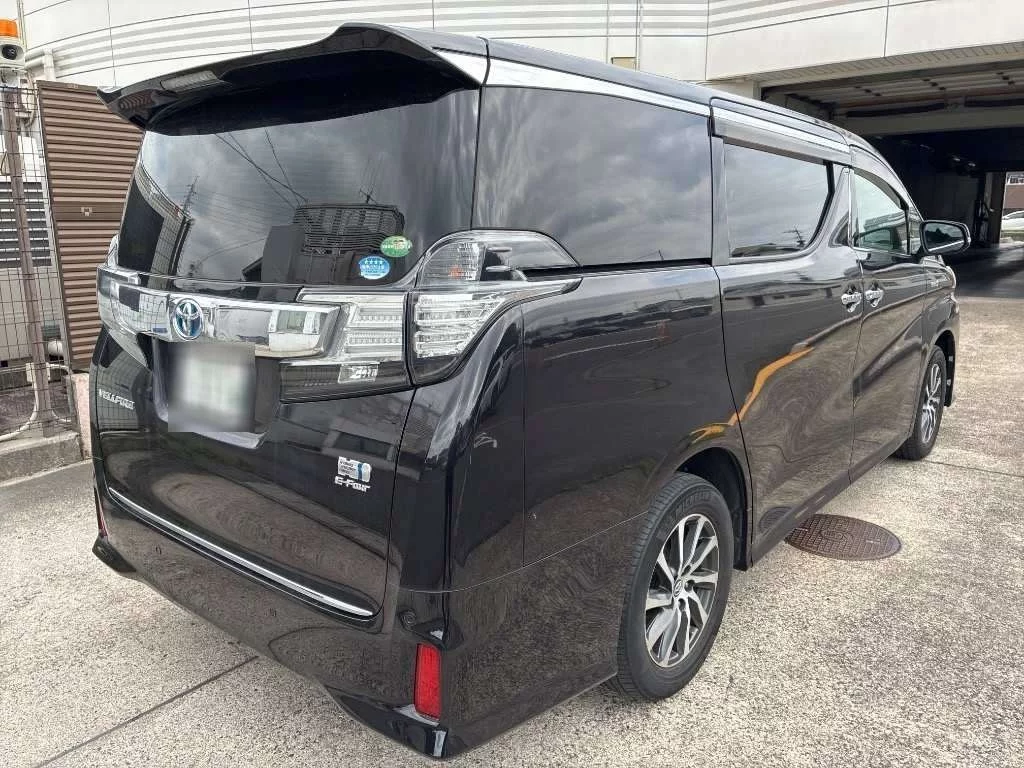 Toyota Vellfire  с аукциона в Японии