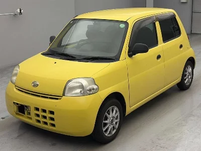 Daihatsu Esse