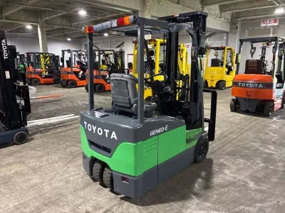 Toyota  FORKLIFT