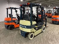 Цена авто Toyota  FORKLIFT с аукционов Японии, номер кузова 8FB15, пробег 0, оценка 13