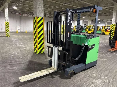 Toyota  FORKLIFT