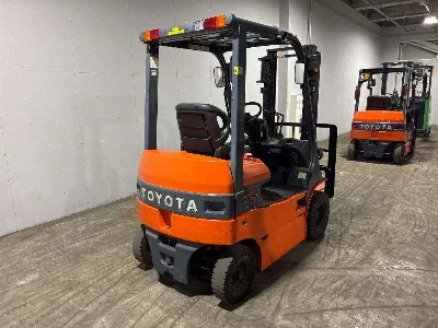 Toyota  FORKLIFT