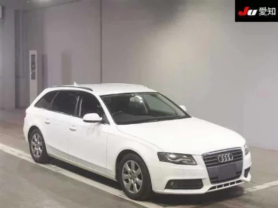 AUDI A4 AVANTE