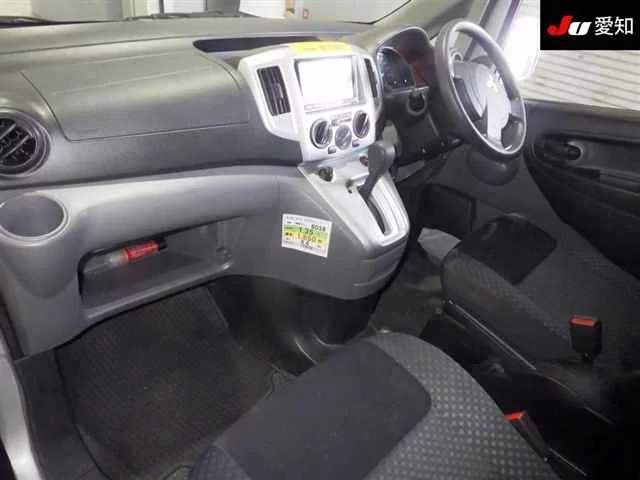 Mitsubishi Delica D:3  с аукциона в Японии