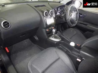 NISSAN DUALIS