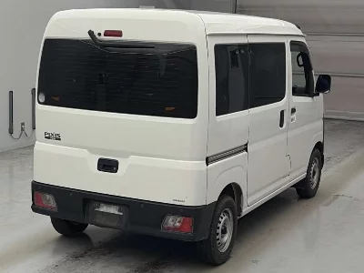 TOYOTA PIXIS VAN
